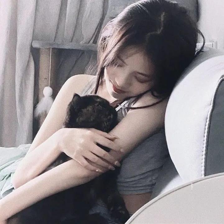 凡躯的福音 在线观看封面